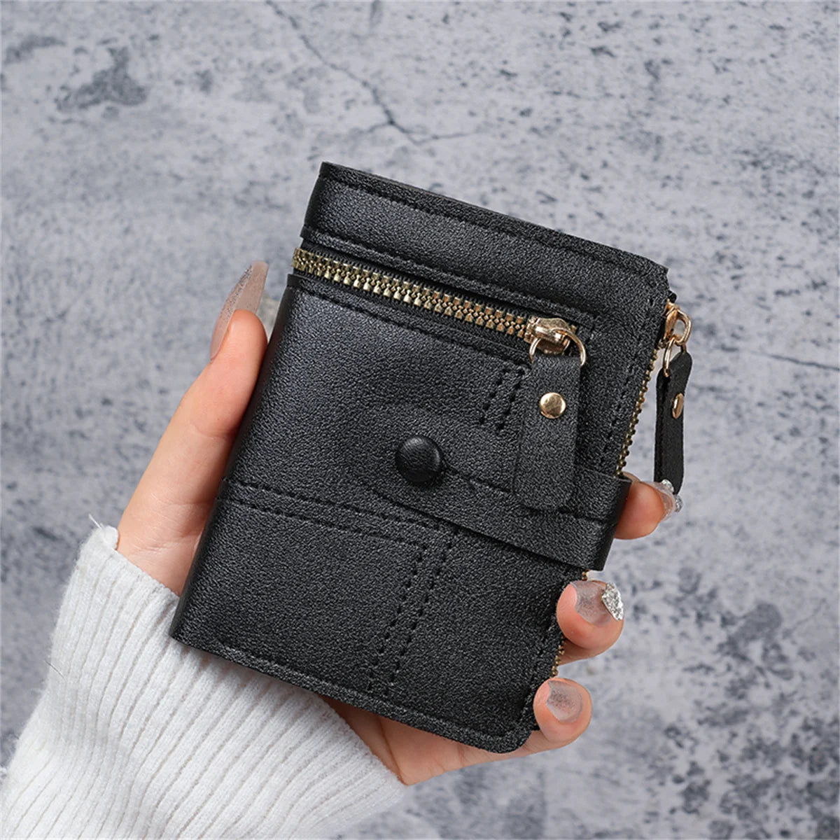 New button wallet